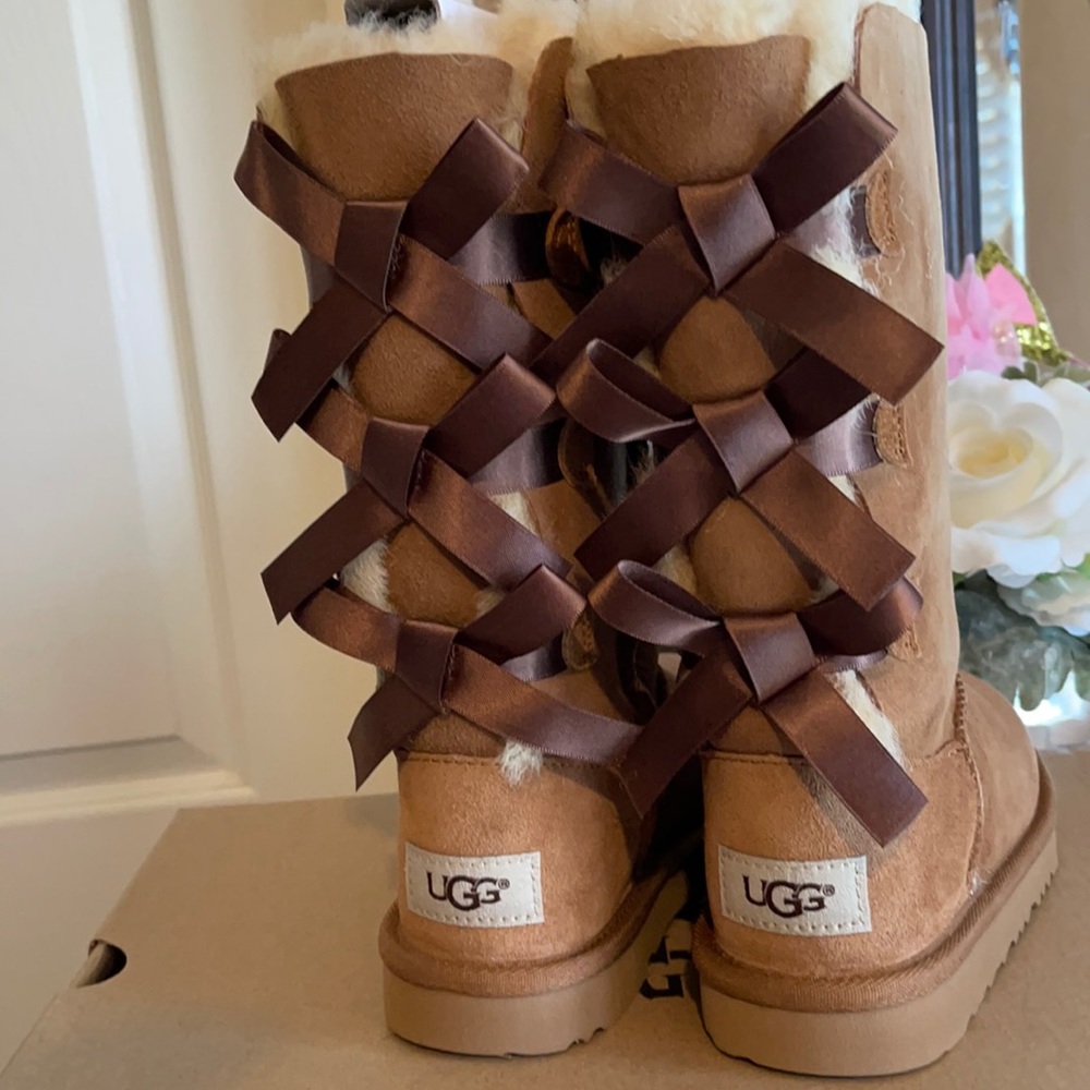 Ugg  size 13 kids